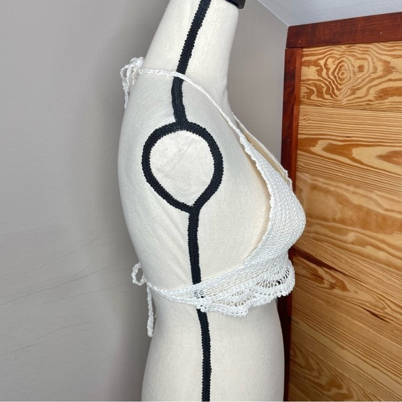 Unbranded White Cream Crochet Halter Crop Top Extra Small Small - Picture 4 of 6